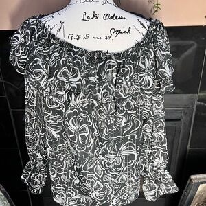 Chic Black and White Floral Blouse